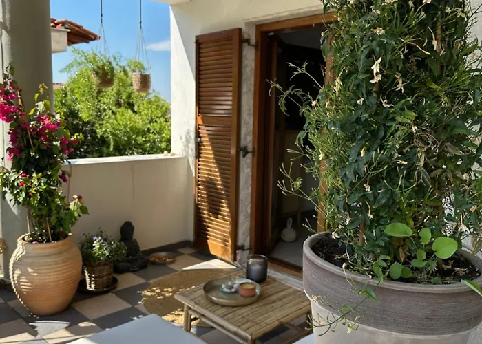 公寓 Nice, Spacious And Bright In Thermi, Thessaloniki. 塞尔米