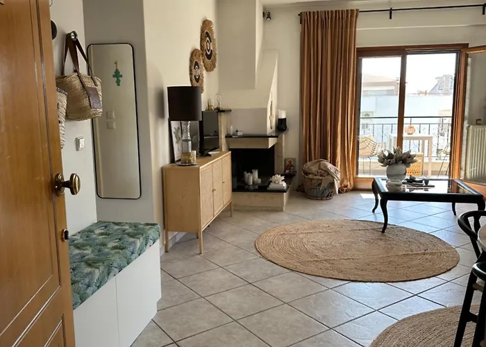 Nice, Spacious And Bright In Thermi, Thessaloniki. 公寓
