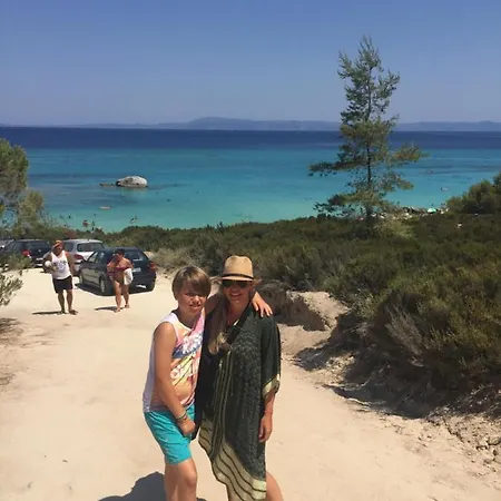 Apartment Nice, Spacious And Bright In Thermi, Thessaloniki.