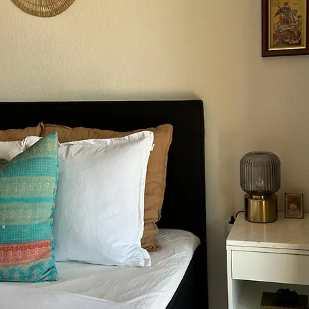 아파트 Nice, Spacious And Bright In Thermi, Thessaloniki.