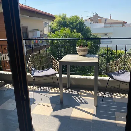 아파트 Nice, Spacious And Bright In Thermi, Thessaloniki.