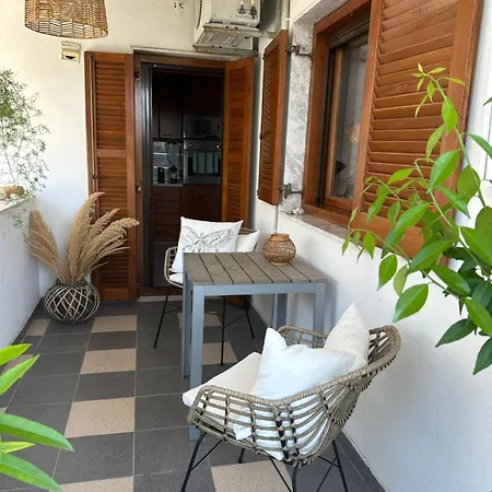 Apartamento Nice, Spacious And Bright In Thermi, Thessaloniki. *