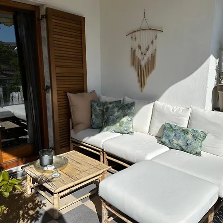 Nice, Spacious And Bright In Thermi, Thessaloniki. Apartamento