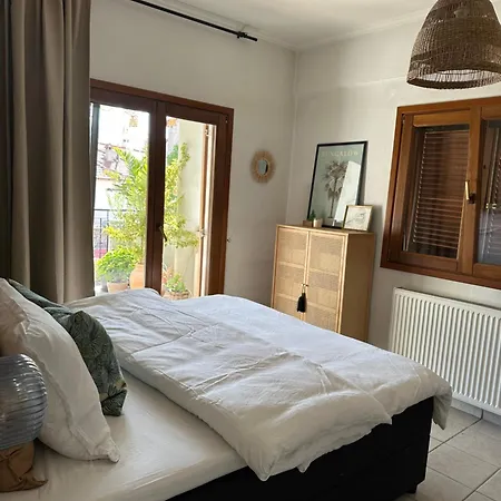 Nice, Spacious And Bright In Thermi, Thessaloniki. * Thérmi