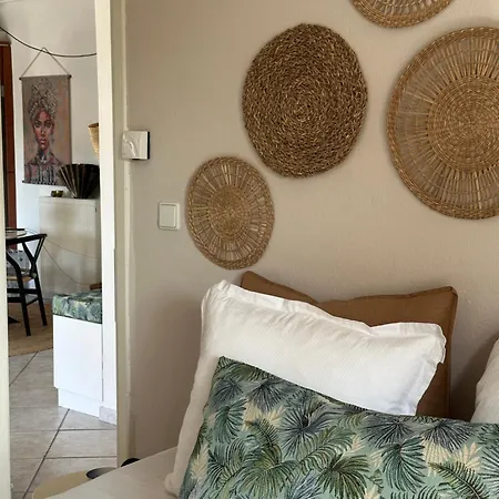Nice, Spacious And Bright In Thermi, Thessaloniki. Apartamento