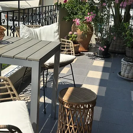 Nice, Spacious And Bright In Thermi, Thessaloniki. Thérmi