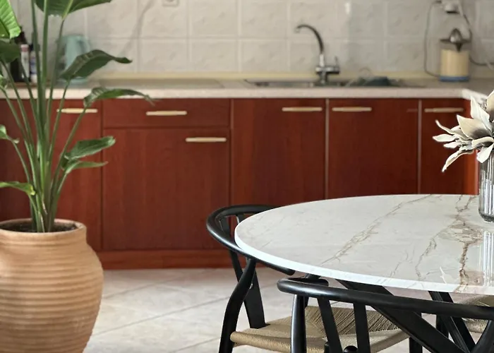 Apartment Nice, Spacious And Bright In Thermi, Thessaloniki. *