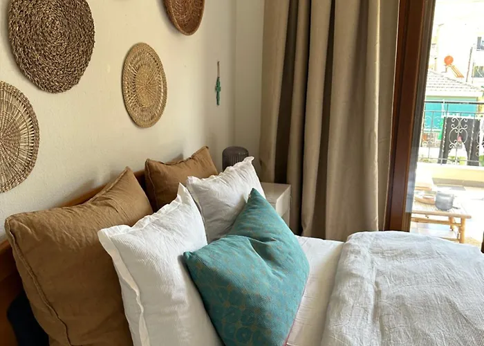 Nice, Spacious And Bright In Thermi, Thessaloniki.