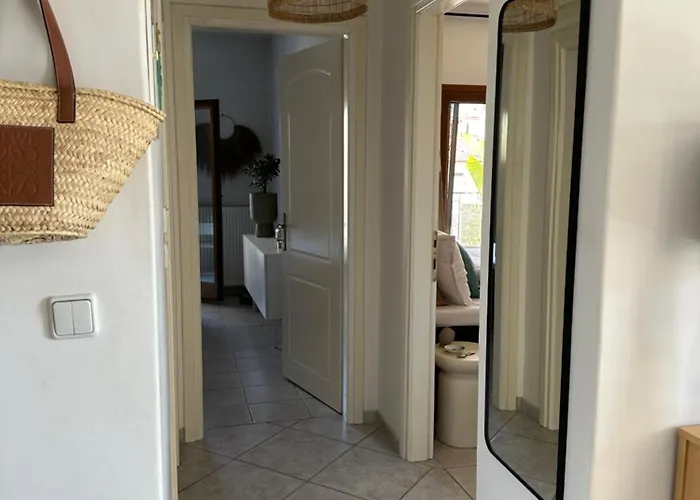 Nice, Spacious And Bright In Thermi, Thessaloniki. Apartment